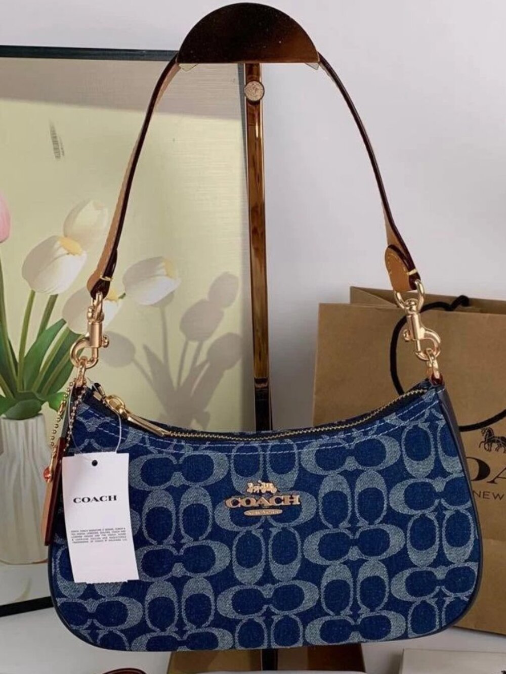 Coach CAF82 Denim/Natural Teri Shoulder Signature Denim Outlet Products